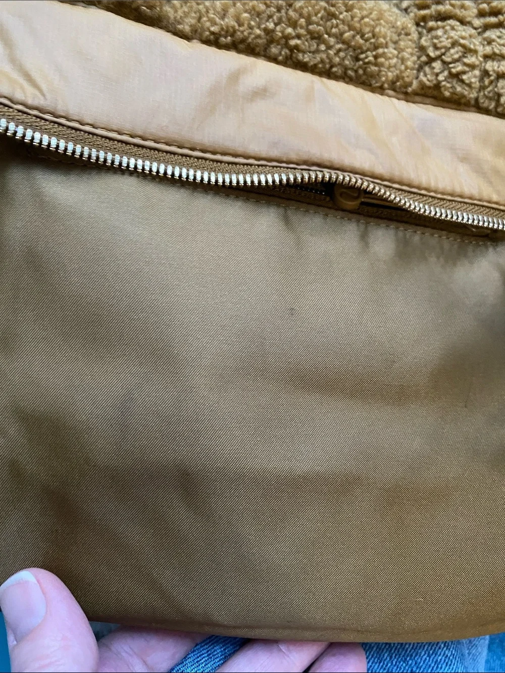 Lululemon Athletica quilted Grid burnt caramel Sherpa crossbody/shoulder bar